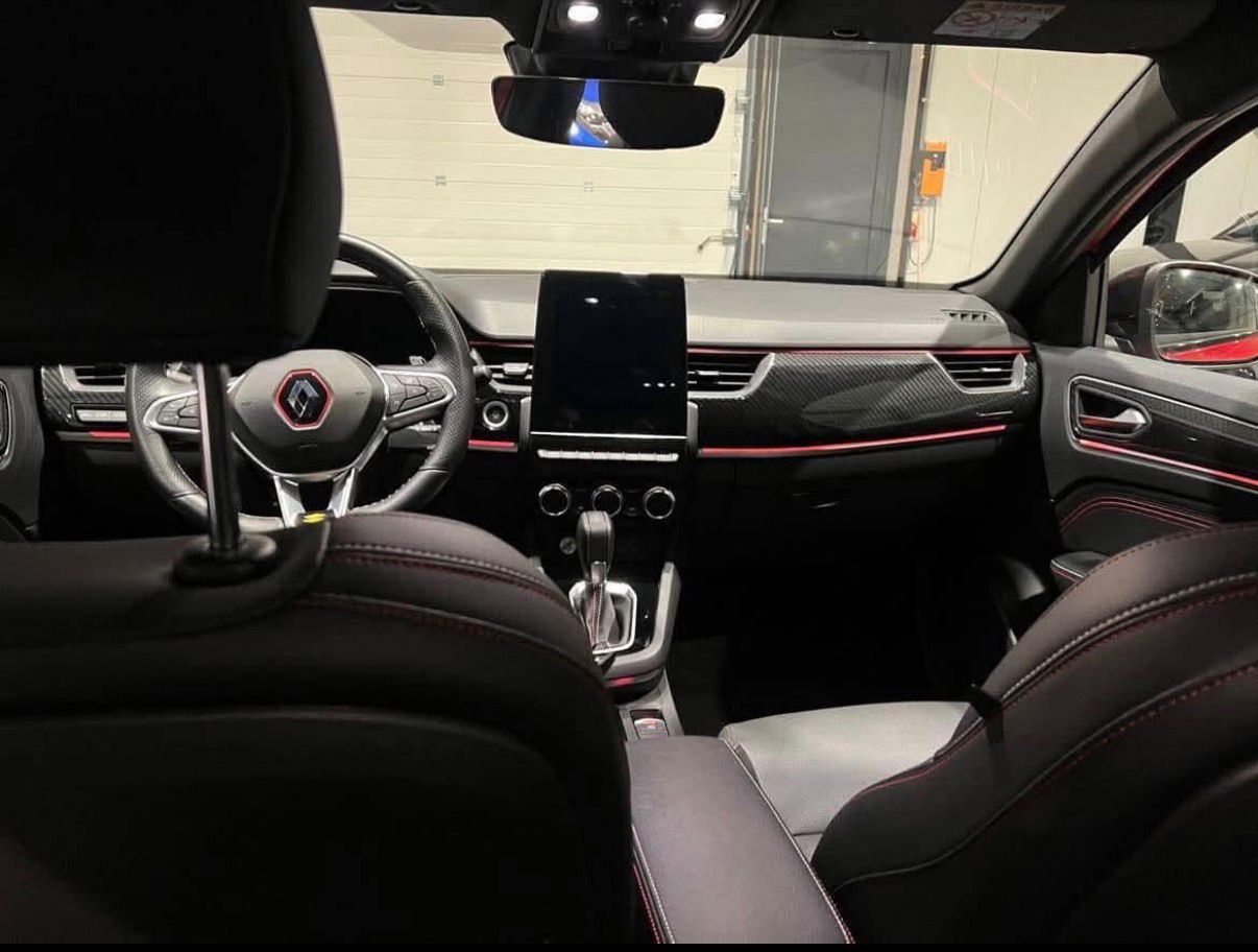 Interieur detailing - Renault Arkana dashboard